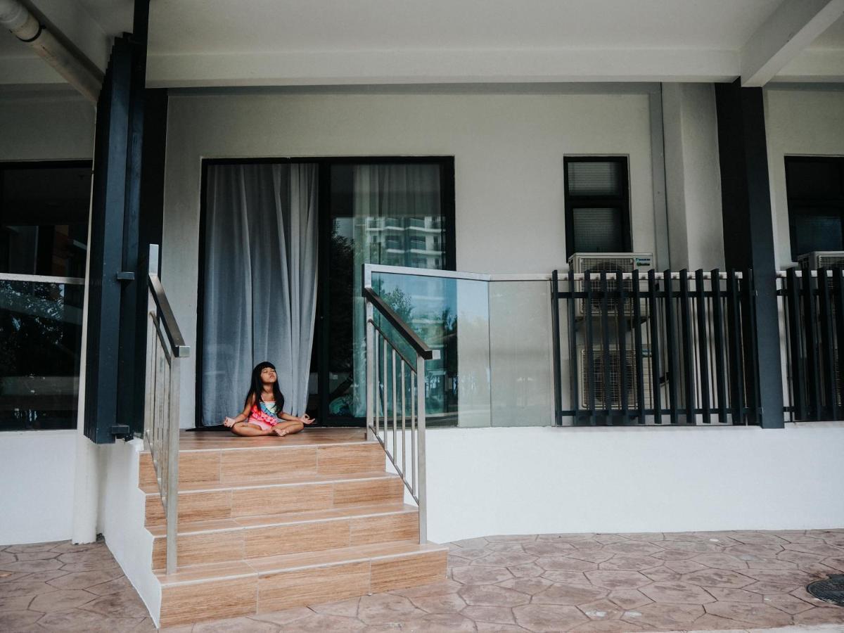 Timur Bay Groundfloor Pool & Seaview Kuantan Exterior foto